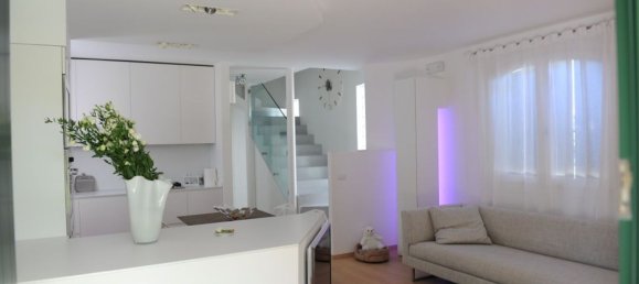 6 rooms Villa in Udine, Italy No. 113077 14