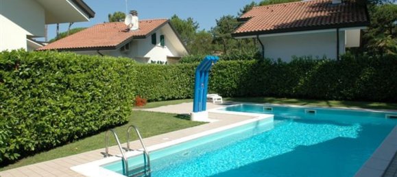 6 rooms Villa in Udine, Italy No. 113077 19