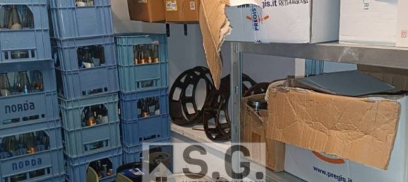 210m² Commercial property in Mirano, Italy No. 285055 26