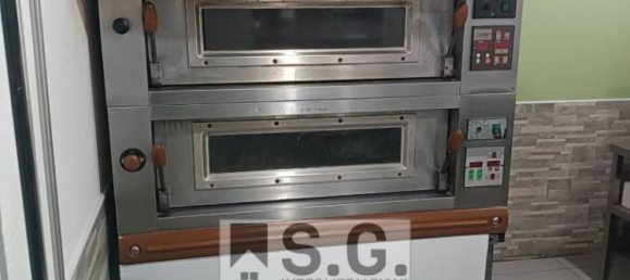 210m² Commercial property in Mirano, Italy No. 285055 5