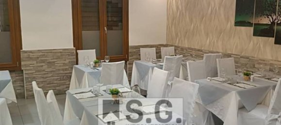 210m² Commercial property in Mirano, Italy No. 285055 28