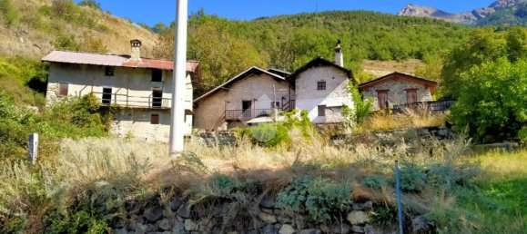 2 bedrooms House in Aosta, Italy No. 361642 43