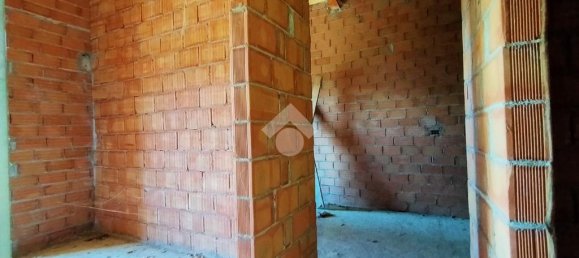 2 bedrooms House in Aosta, Italy No. 361642 23