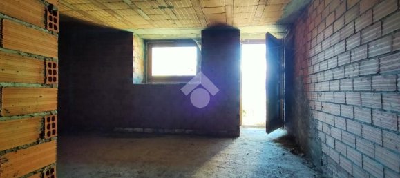 2 bedrooms House in Aosta, Italy No. 361642 7