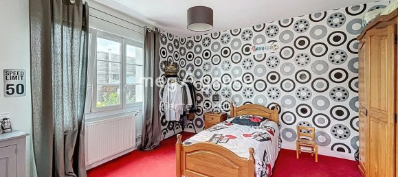 4 bedrooms House in Alencon, France No. 357250 6