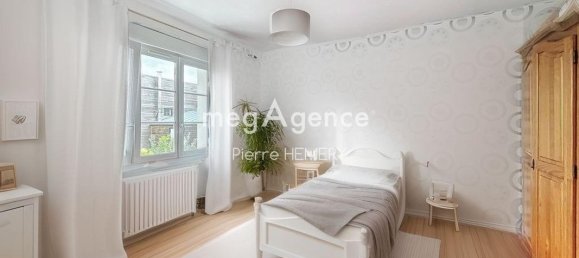 4 bedrooms House in Alencon, France No. 357250 7