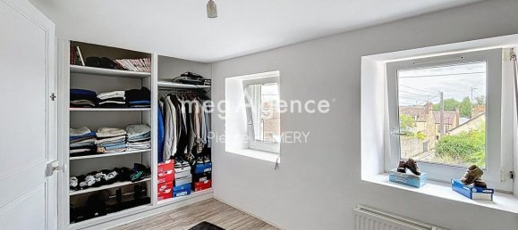 4 bedrooms House in Alencon, France No. 357250 11