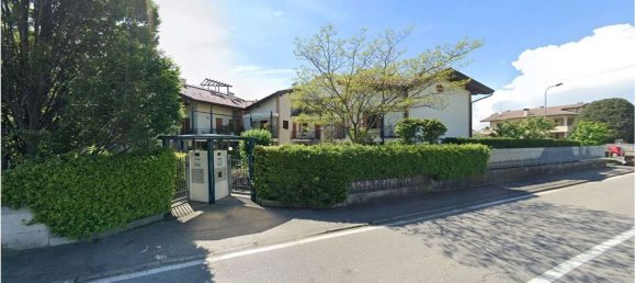 3-Zimmer Wohnung in Caponago, Italy, Nr. 181678 2