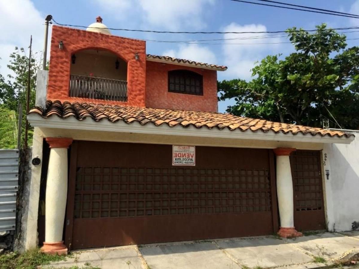 4 bedrooms House in Veracruz, Mexico No. 221804