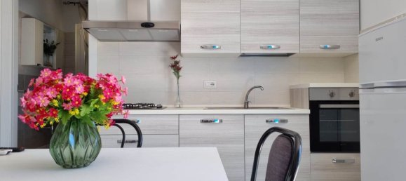 3 rooms Apartment in Fermo, Italy No. 153455 5