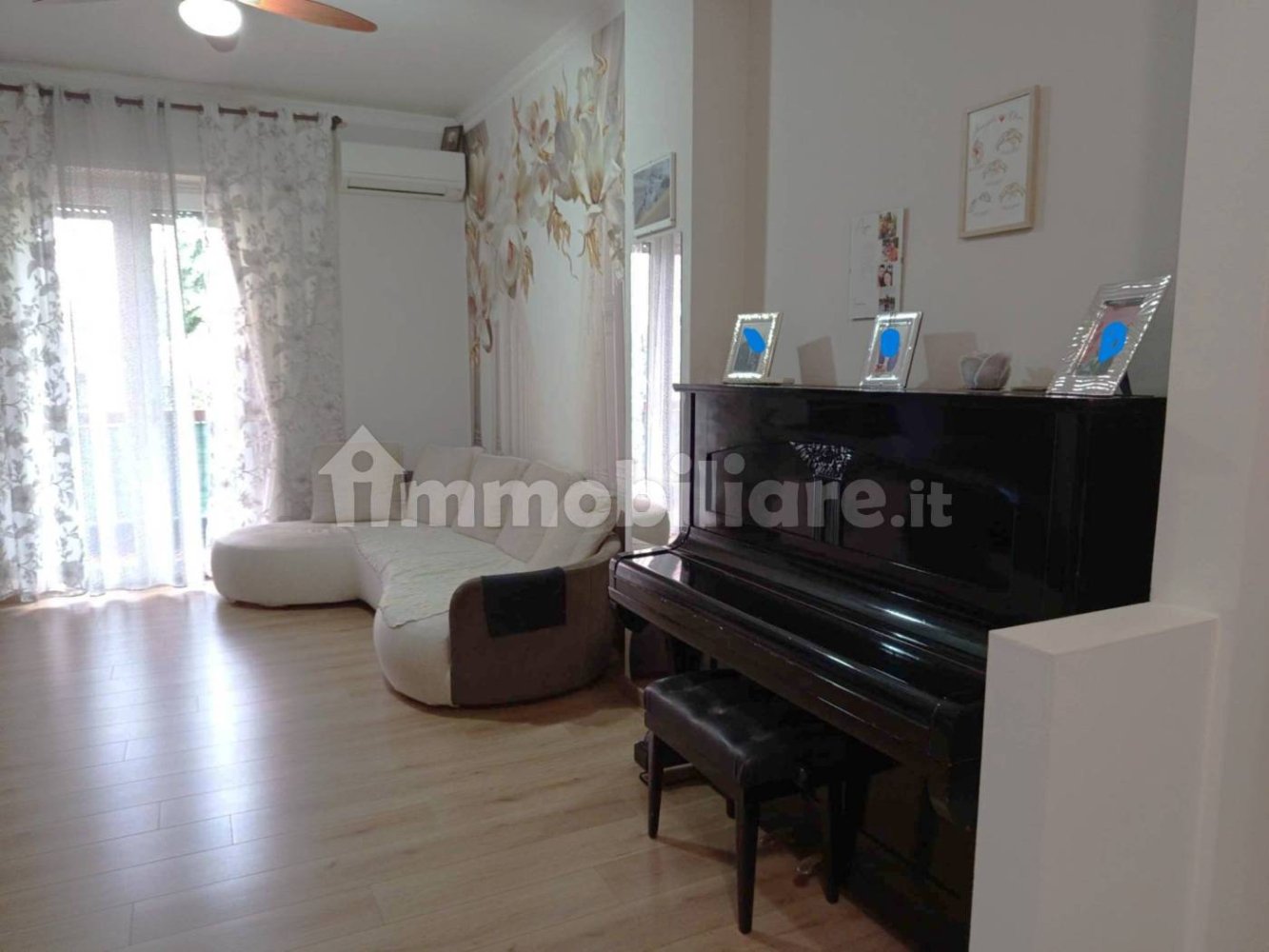 Квартира с 2 спальнями в Лиссоне, Италия № 317923