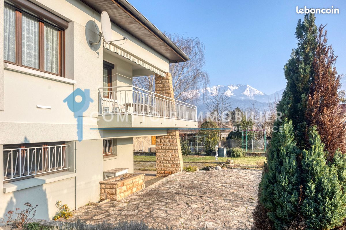 4 bedrooms House in Bernin, France No. 201879