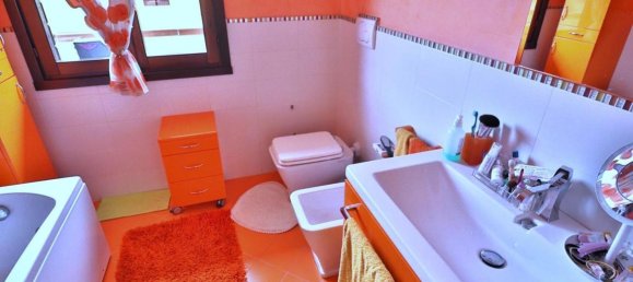 Вилла с 5 комнатами в Вигонца, Италия № 120418 10