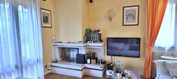 Вилла с 5 комнатами в Вигонца, Италия № 120418 31