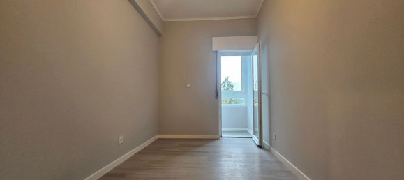 3 bedrooms Apartment in Loures, Portugal No. 95003 2