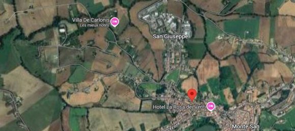 Gewerbliche Immobilie in Monte San Giusto, Italy 302m², Nr. 296655 4