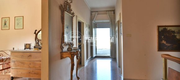 5 rooms Apartment in Osimo, Italy No. 265549 17