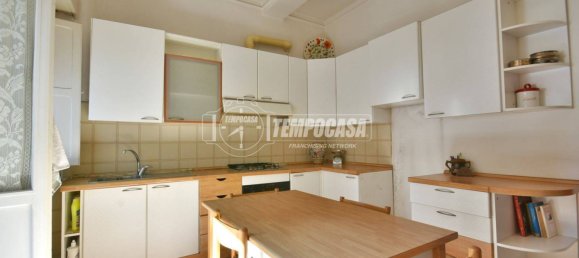 5 rooms Apartment in Osimo, Italy No. 265549 4