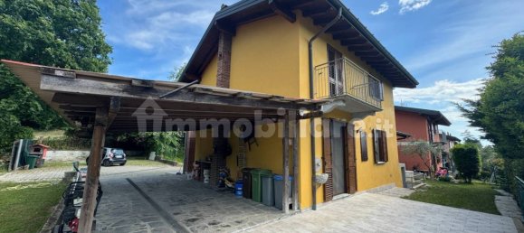 3 غرف نوم فيلا في Gemonio, Italy رقم 86373 40