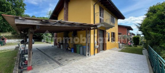 3 غرف نوم فيلا في Gemonio, Italy رقم 86373 41