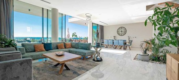 4 bedrooms Villa in Paphos, Cyprus No. 7313 10