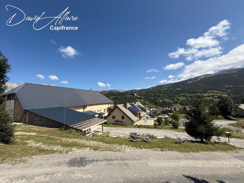 7 bedrooms House in Devoluy, France No. 293021