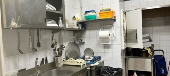 2-Zimmer Gewerbliche Immobilie in Rome, Italy, Nr. 160068 15