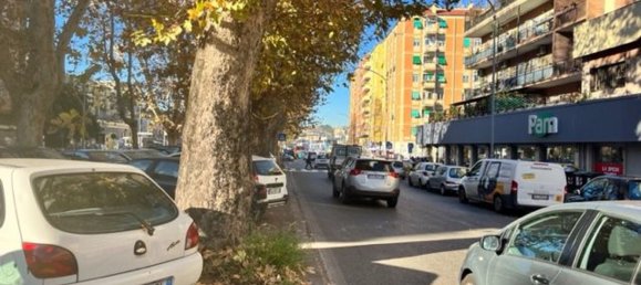 2-Zimmer Gewerbliche Immobilie in Rome, Italy, Nr. 160068 5