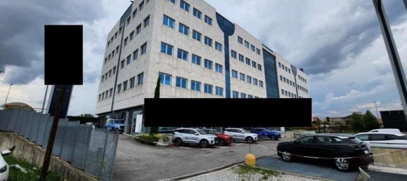 Oficina en Concorezzo, Italy 660 m² No. 314729 3