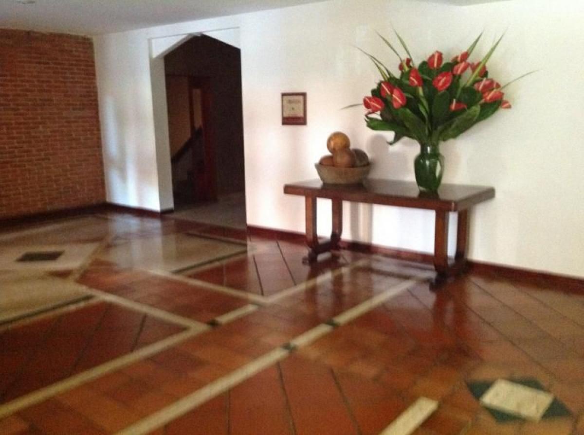 3 bedrooms House in Bogota, Colombia No. 12829