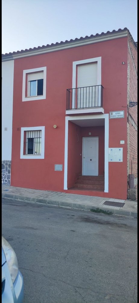 3 bedrooms Townhouse in Villanueva del Fresno, Spain No. 166026