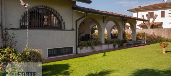 4 Schlafzimmer Villa in Forte dei Marmi, Italy, Nr. 36482 36