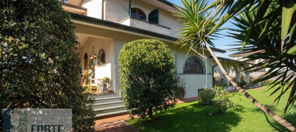 4 Schlafzimmer Villa in Forte dei Marmi, Italy, Nr. 36482 23
