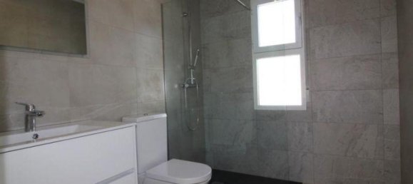 Villa de 3 dormitorios en Pinoso, Spain No. 9265 9