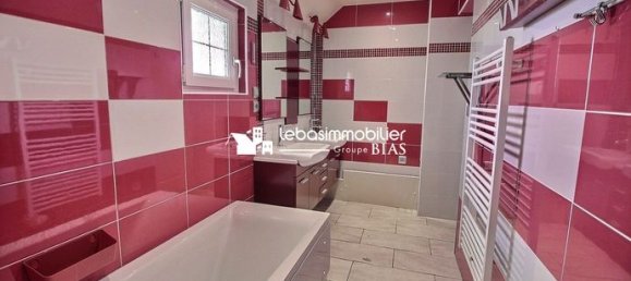 3 bedrooms House in Seine-Maritime, France No. 311411 7