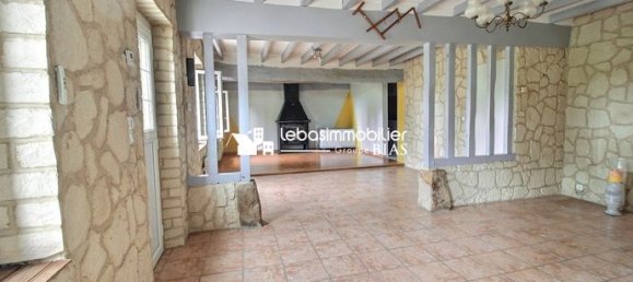 3 bedrooms House in Seine-Maritime, France No. 311411 2