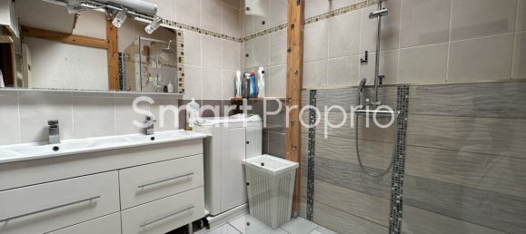 4 Schlafzimmer Haus in Riom, France, Nr. 195153 9