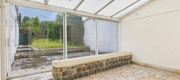 3 chambres Villa à Saint-Saulve, France No. 61652 8