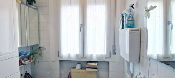 3 Schlafzimmer Haus in Ferrara, Italy, Nr. 137960 18