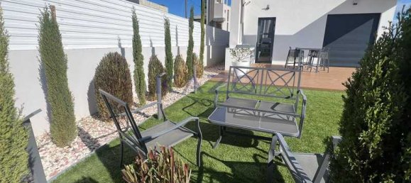 3 bedrooms Villa in Agios Athanasios, Cyprus No. 18654 9