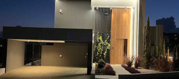 3 bedrooms Villa in Agios Athanasios, Cyprus No. 18654 2