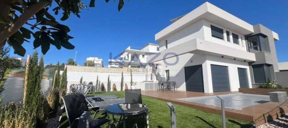 3 bedrooms Villa in Agios Athanasios, Cyprus No. 18654 6