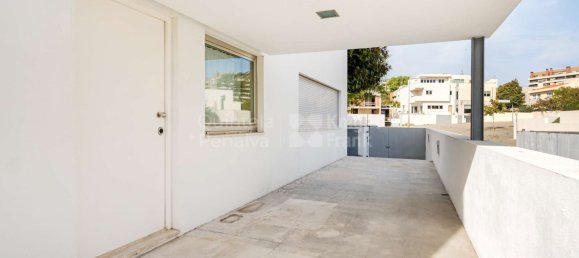 Casa de 4 dormitorios en Porto, Portugal No. 125591 5