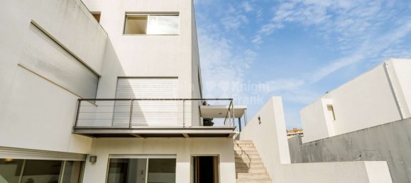 Casa de 4 dormitorios en Porto, Portugal No. 125591 17