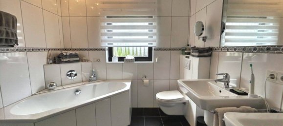 Moradia em banda de 5 divisões em Saarbrucken, Germany N.º 358530 8