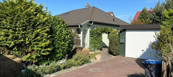4 rooms Bungalow in Neubrandenburg, Germany No. 51926 3