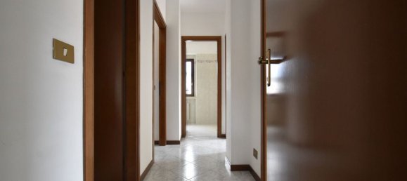 4 rooms Apartment in Negrar, Italy No. 261317 15