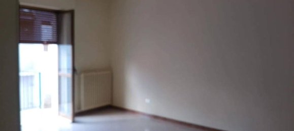5 rooms Apartment in Andria, Italy No. 33205 4