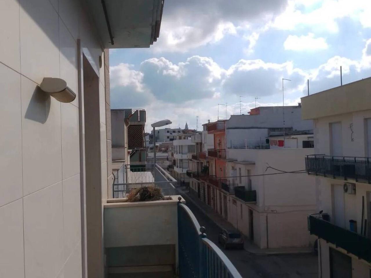 5 rooms Apartment in Andria, Italy No. 33205