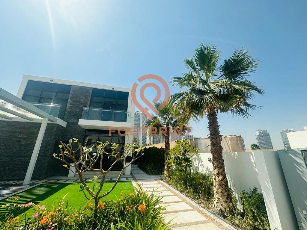 5 chambres Maison de ville à Dubai, UAE No. 24043